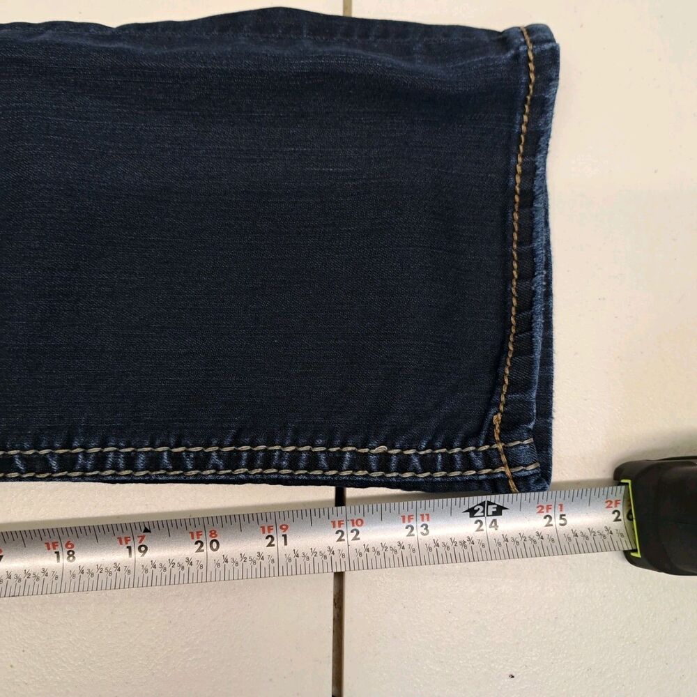 Silver Jeans Women's Size 32 Suki Capri Blue Dark Wash Denim - Picture 8 of 8